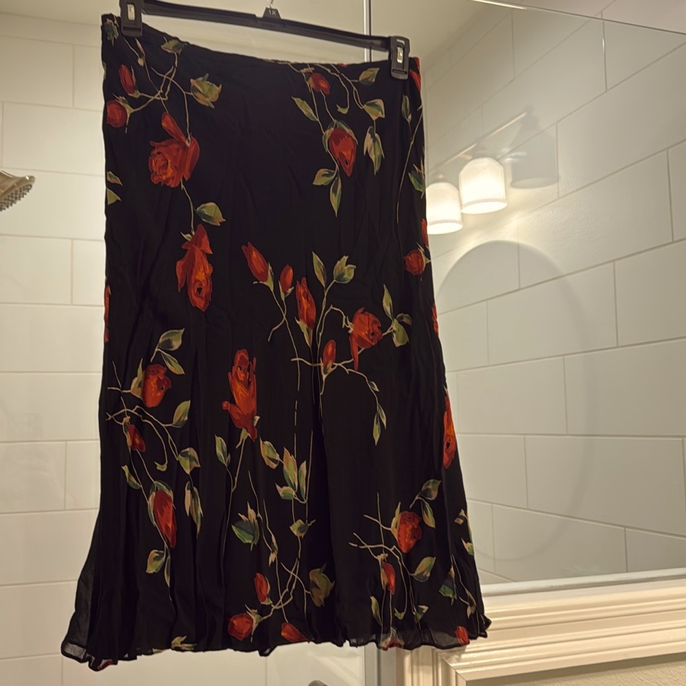 EUC Eva Blue Floral Skirt Sz 18